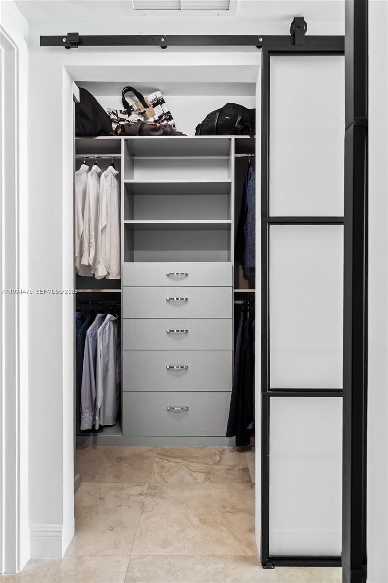 JADE RESIDENCES AT BRICKE - Residential