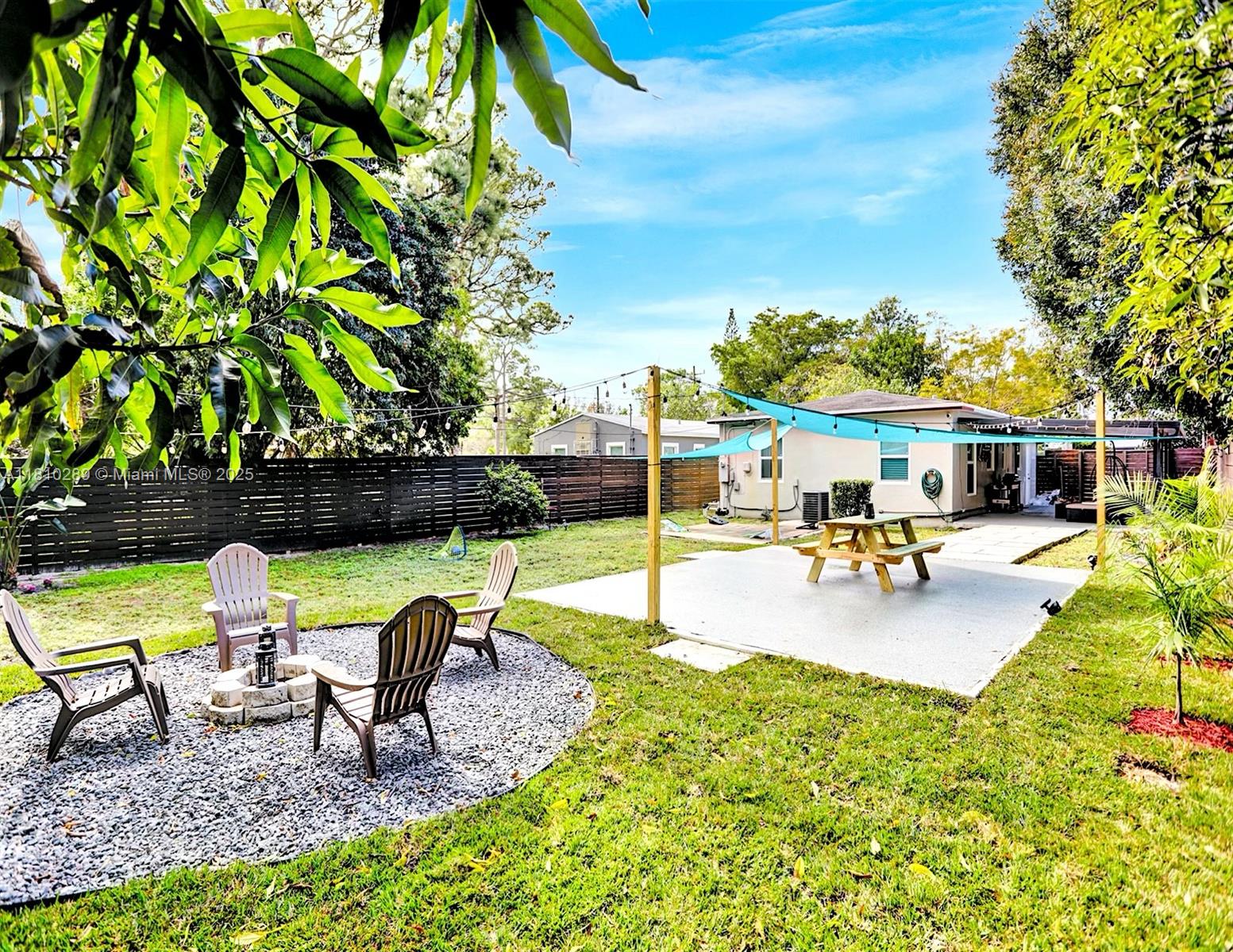 1106 NW 7th Ter 0