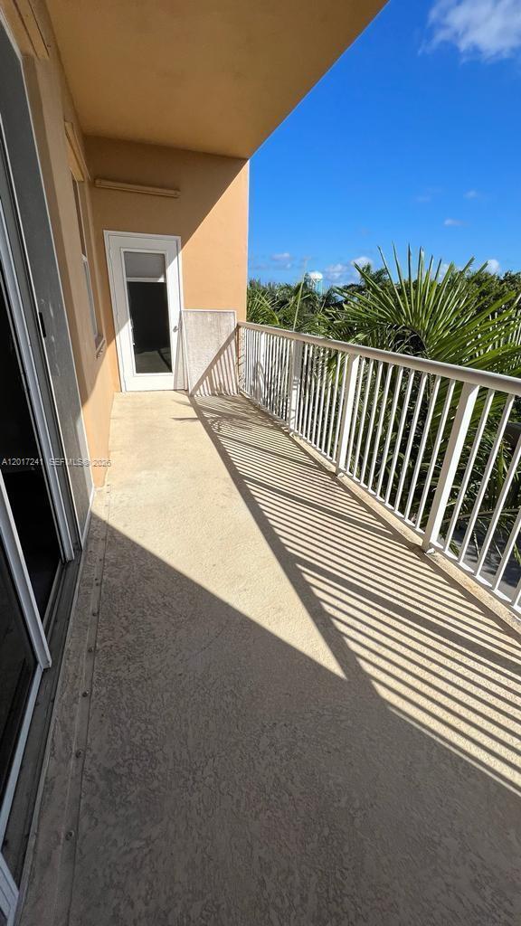 SHERIDAN BEACH CLUB CONDO - Residential Lease