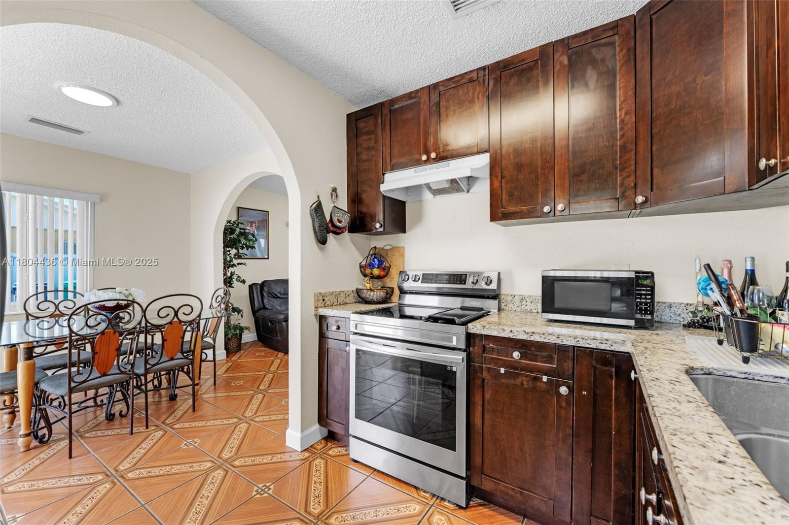 21 CENTURY HOMES 1 SEC - Residential