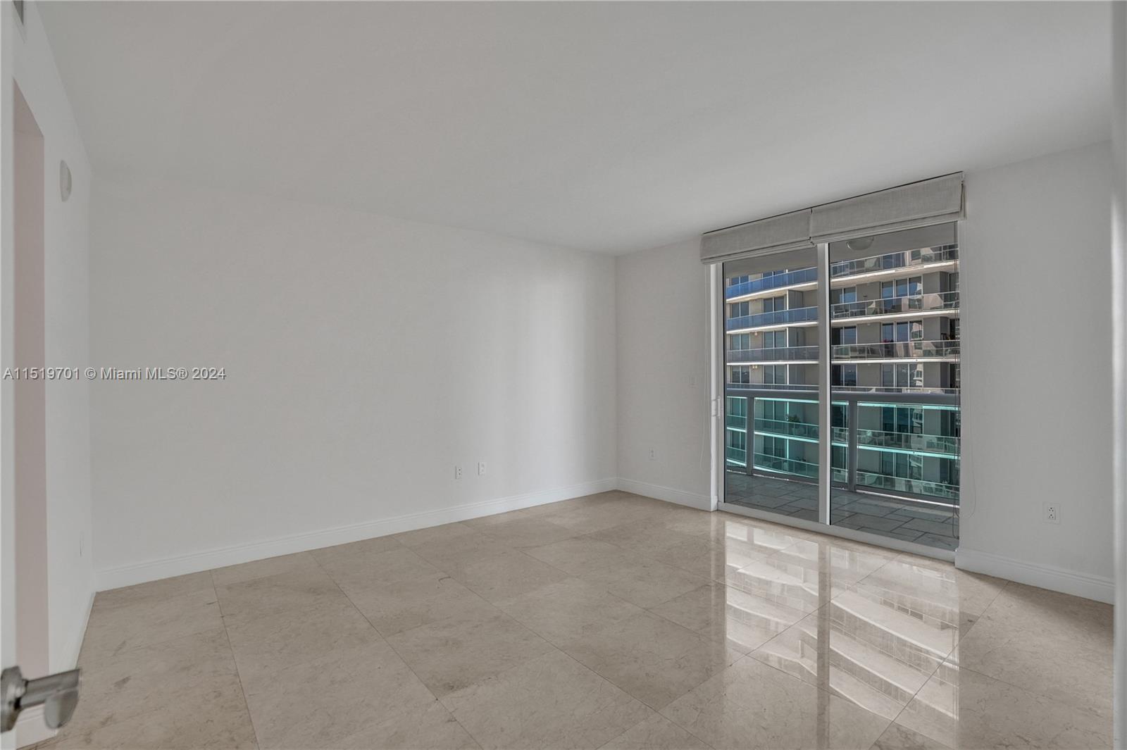 1800 CLUB CONDO - Residential Lease