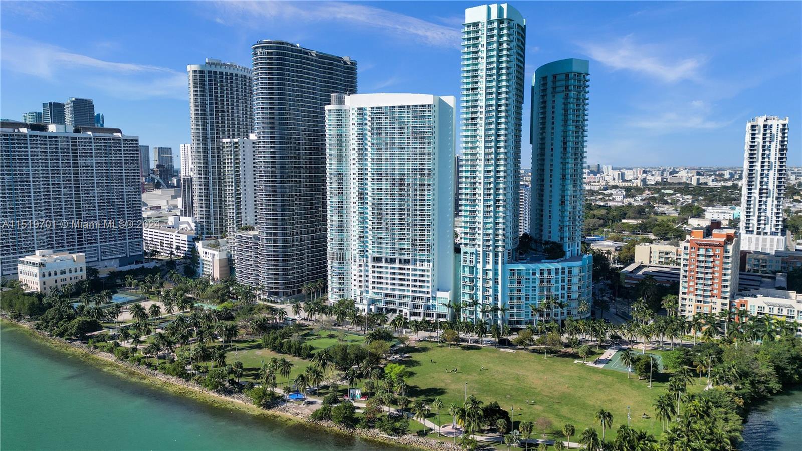 1800 CLUB CONDO - Residential Lease