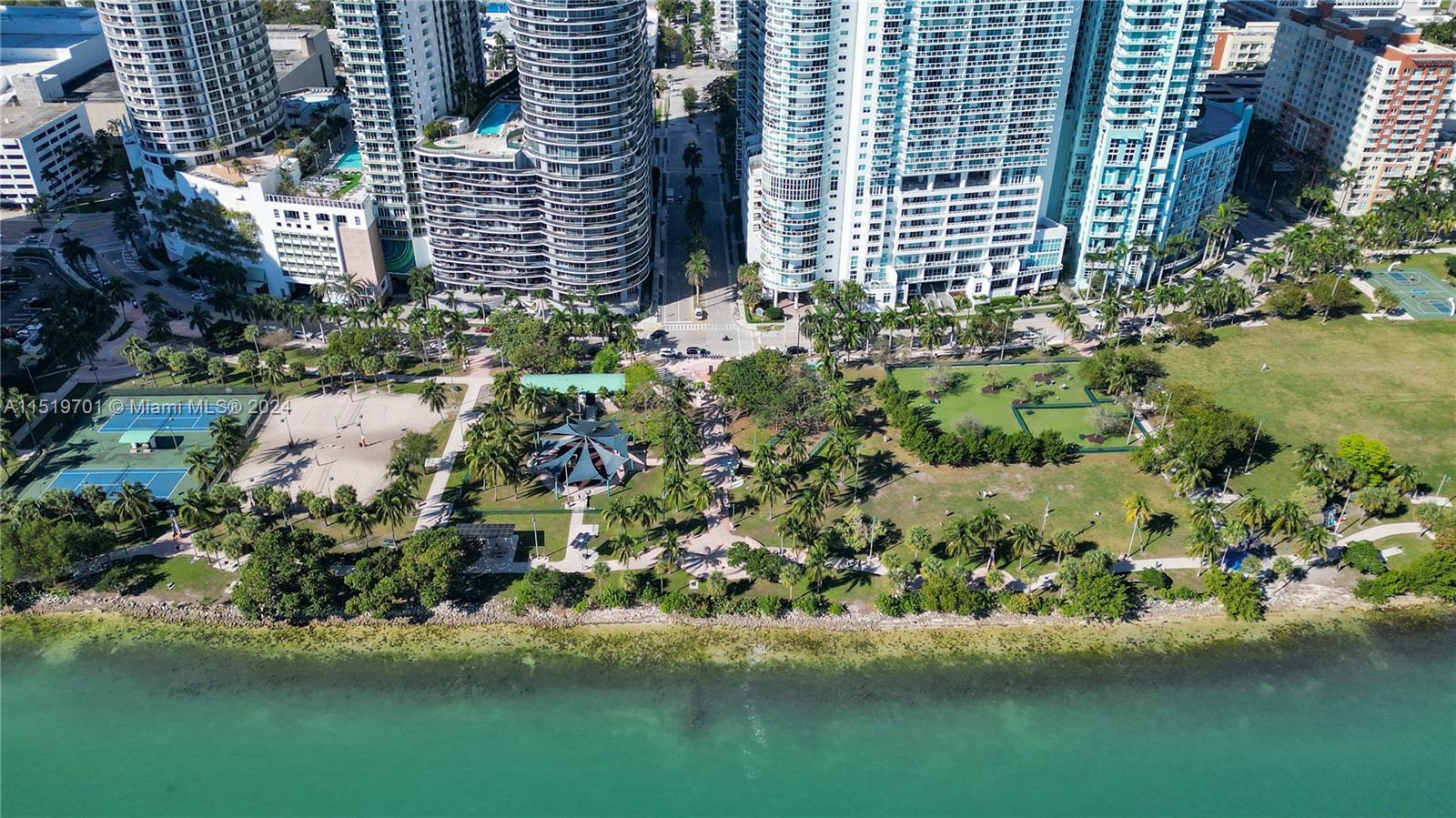 1800 CLUB CONDO - Residential Lease