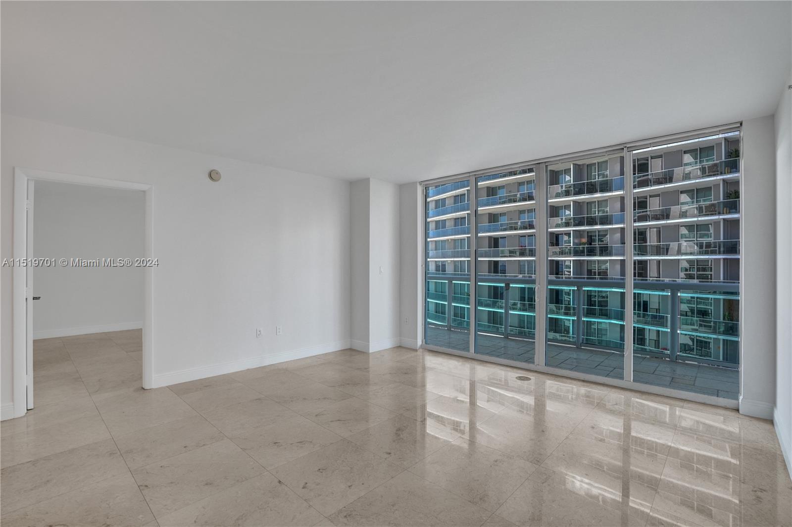 1800 CLUB CONDO - Residential Lease