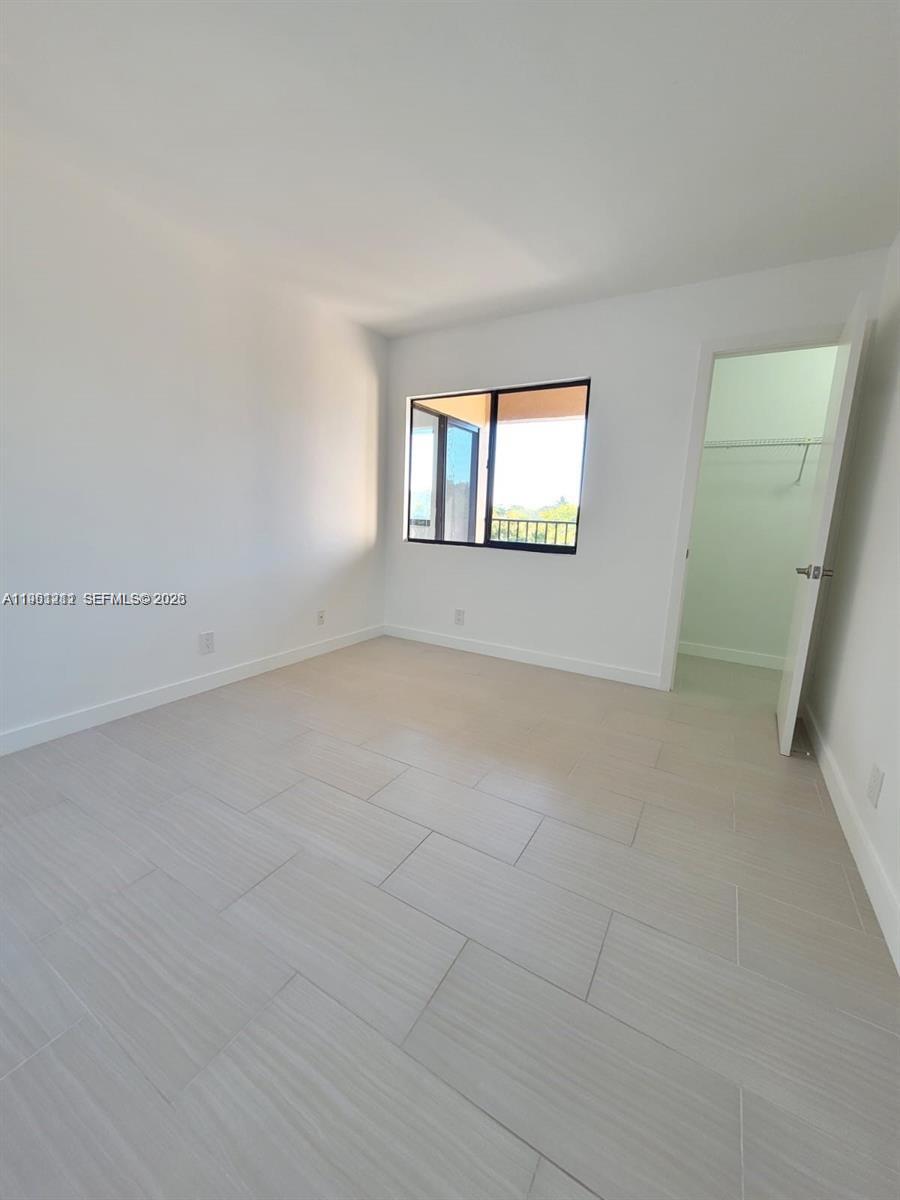 TARA GARDENS 1 CONDO - Residential Lease