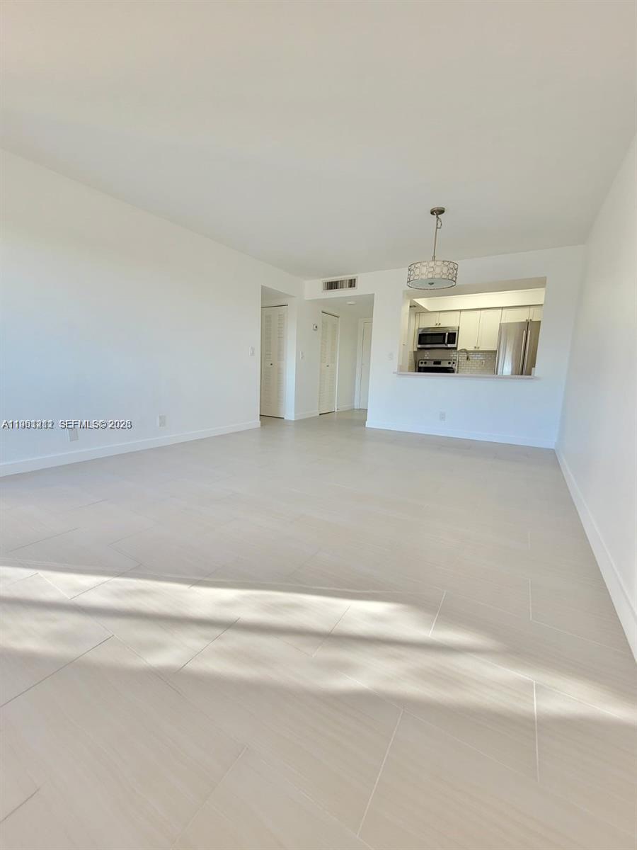 TARA GARDENS 1 CONDO - Residential Lease