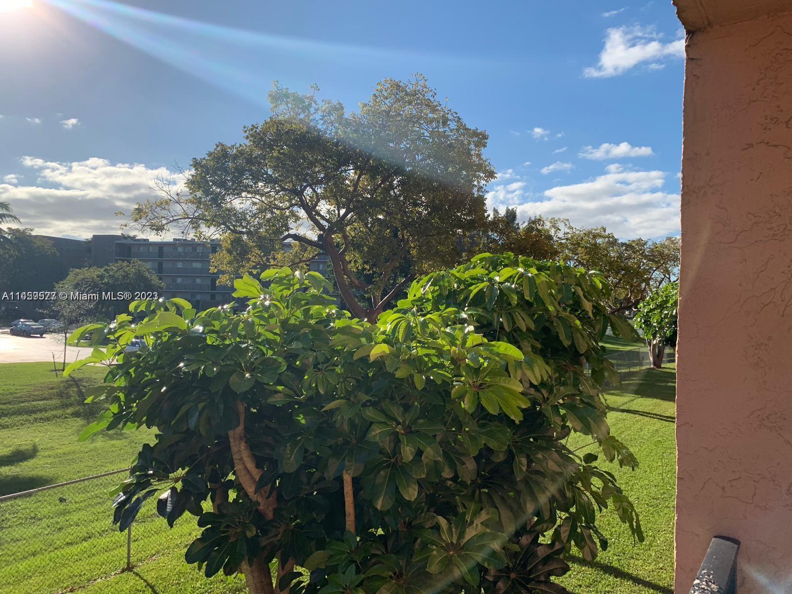 LAKESHORE AT UNIVERSITY P - Residential Lease