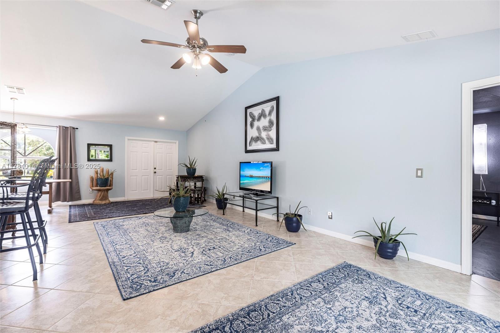 GOLDEN GATE ESTATES - Residential