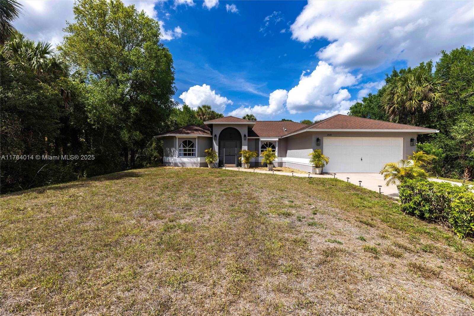 GOLDEN GATE ESTATES - Residential