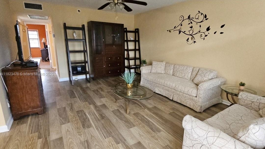 1044 Harwood D D, Deerfield Beach, Broward County, Florida - 2 Bedrooms  
2 Bathrooms - 