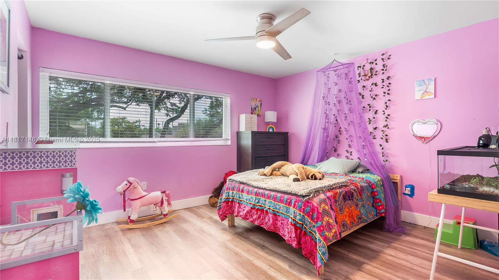 PEMBROKE LAKES SECTION SE - Residential