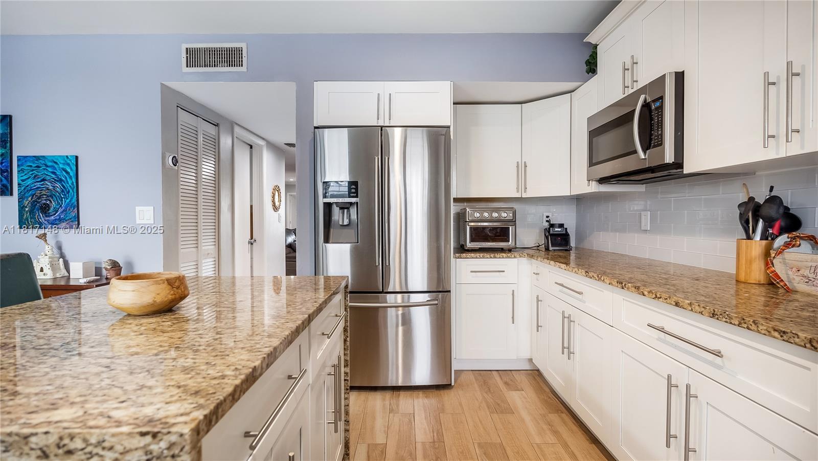 PEMBROKE LAKES SECTION SE - Residential