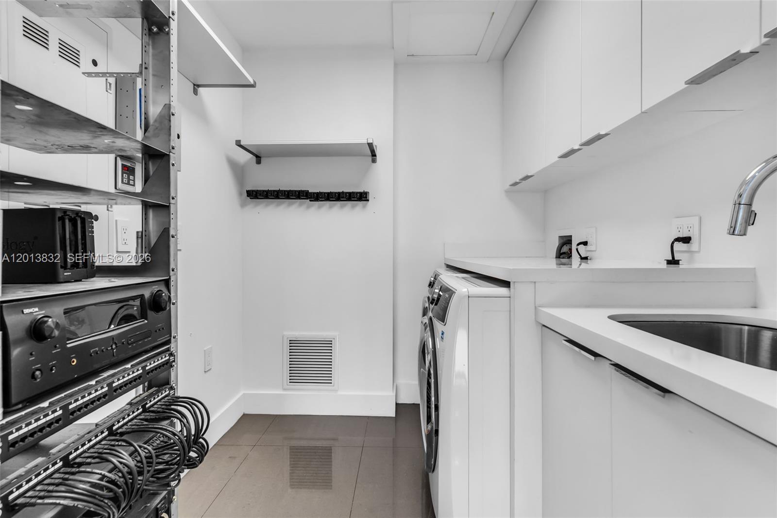 SOUTHERN ESTATES 14TH ADD - Residential