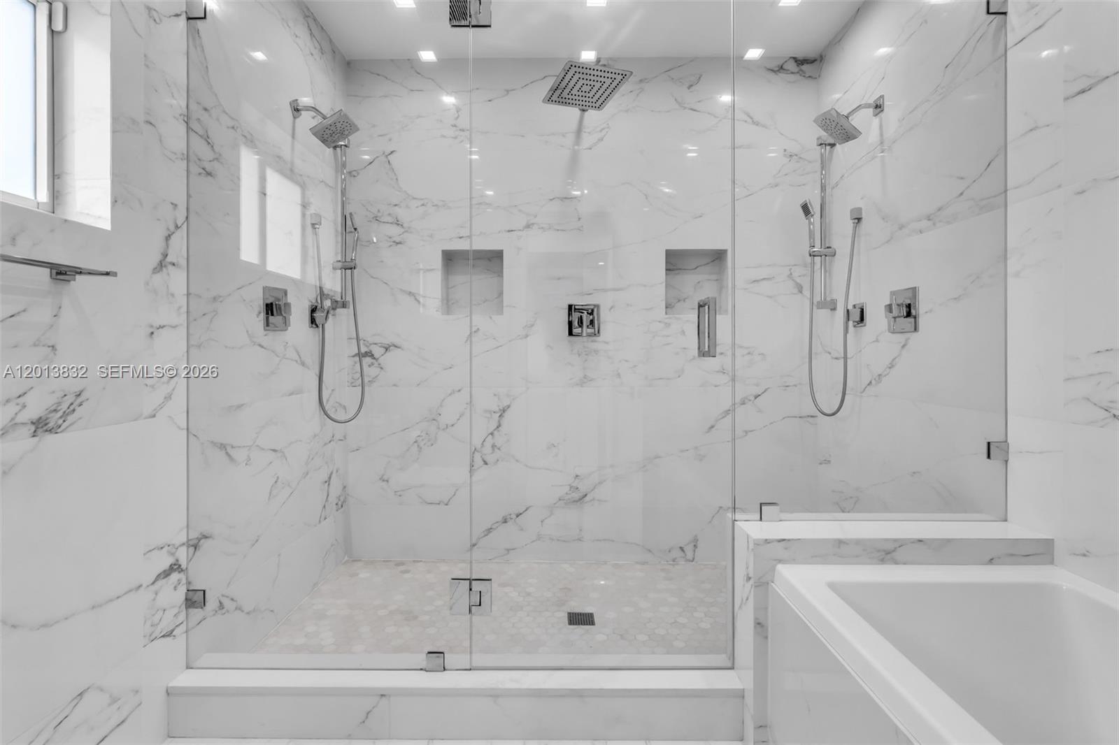 SOUTHERN ESTATES 14TH ADD - Residential