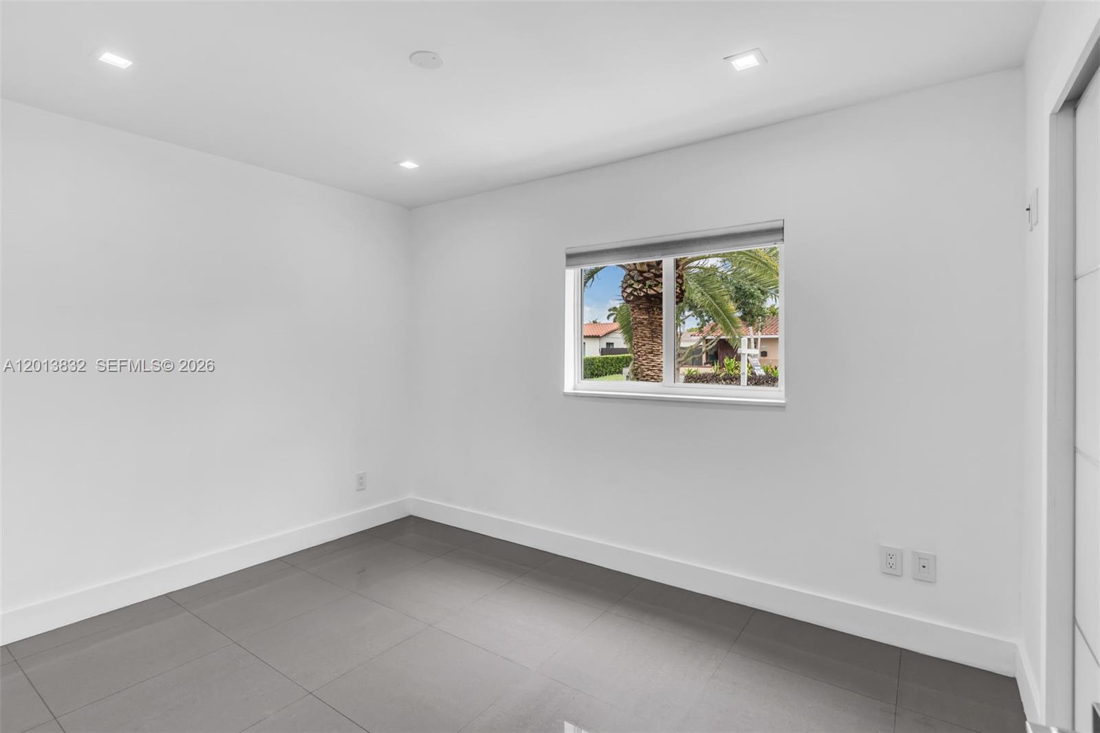 SOUTHERN ESTATES 14TH ADD - Residential
