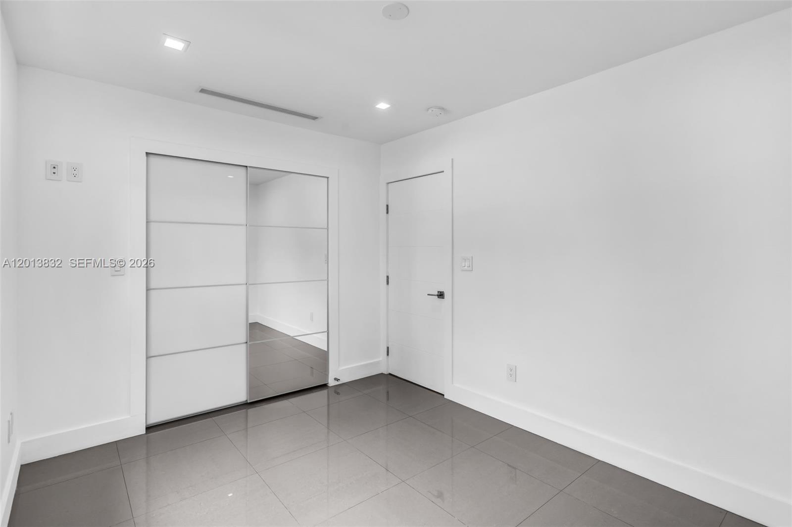SOUTHERN ESTATES 14TH ADD - Residential