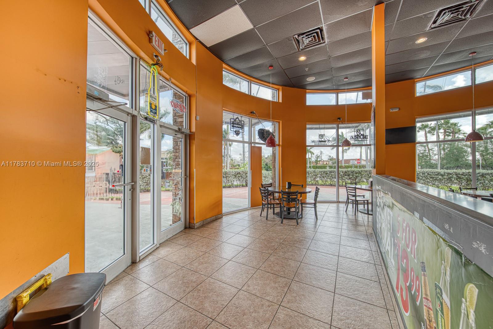 Established Chicken Grill Restaurant In Prime Hialeah Gardens Location