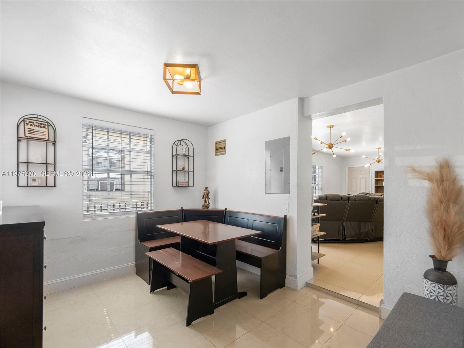 HIALEAH HEIGHTS - Residential