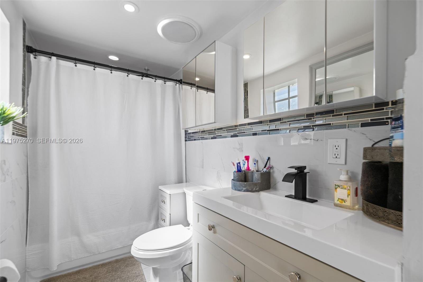 HIALEAH HEIGHTS - Residential