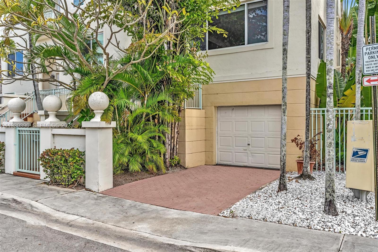 BAY HARBOR ISLAND - Residential Lease