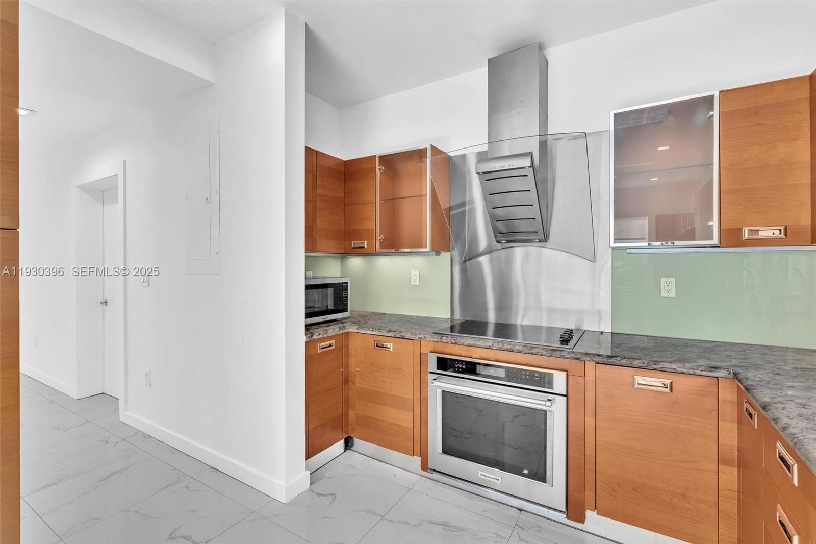 BAY HARBOR ISLAND - Residential Lease