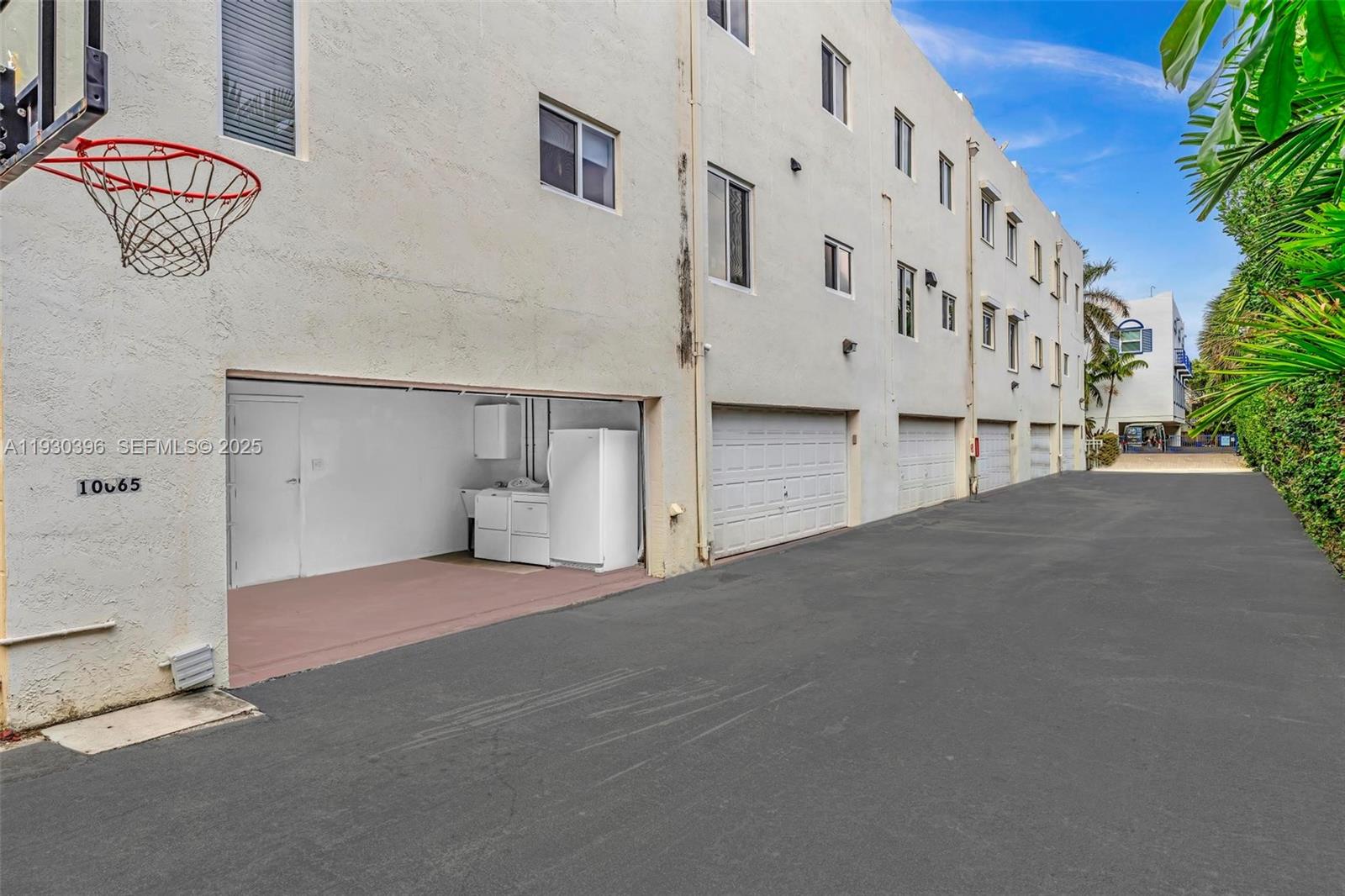 BAY HARBOR ISLAND - Residential Lease