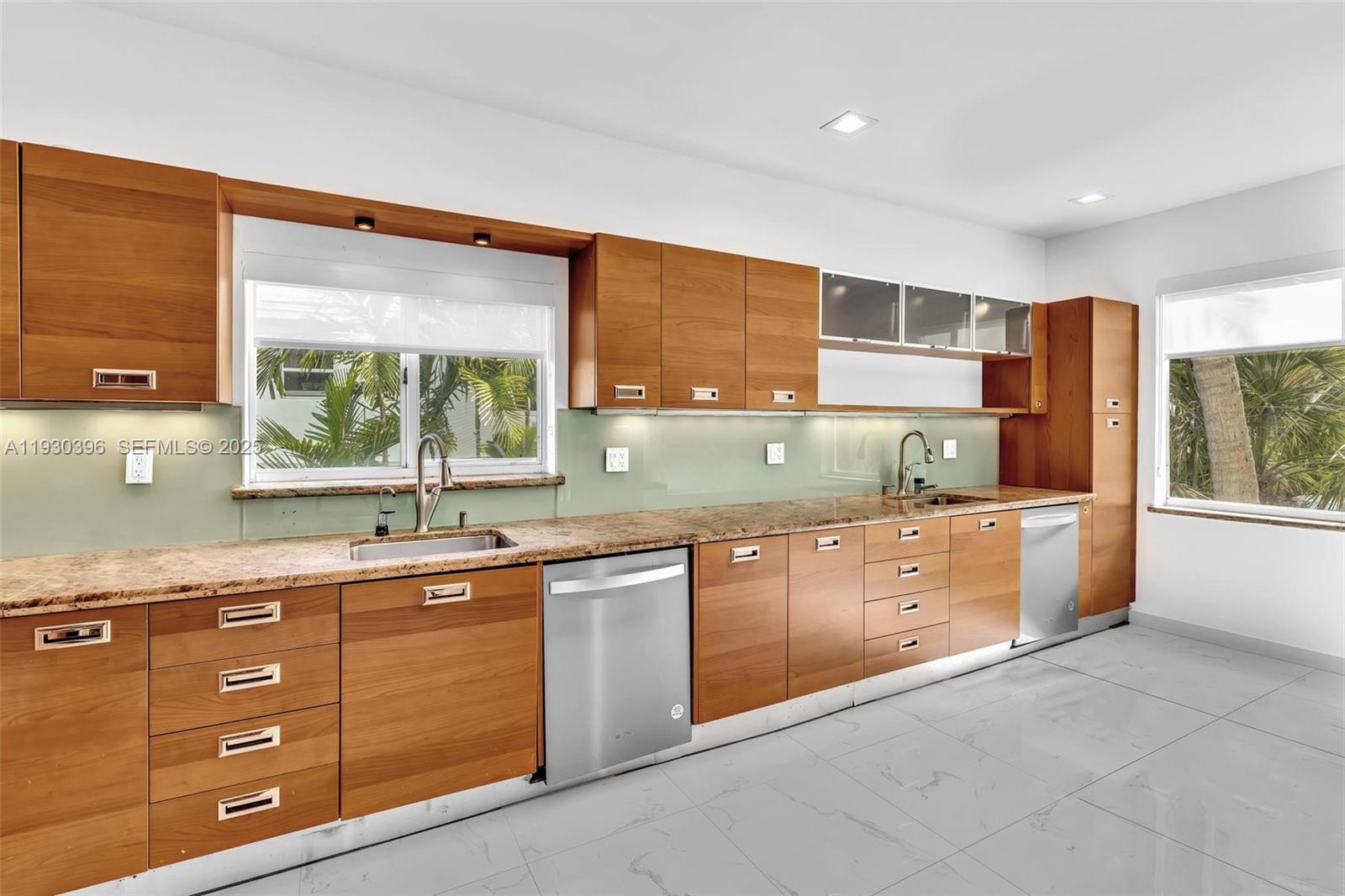 BAY HARBOR ISLAND - Residential Lease