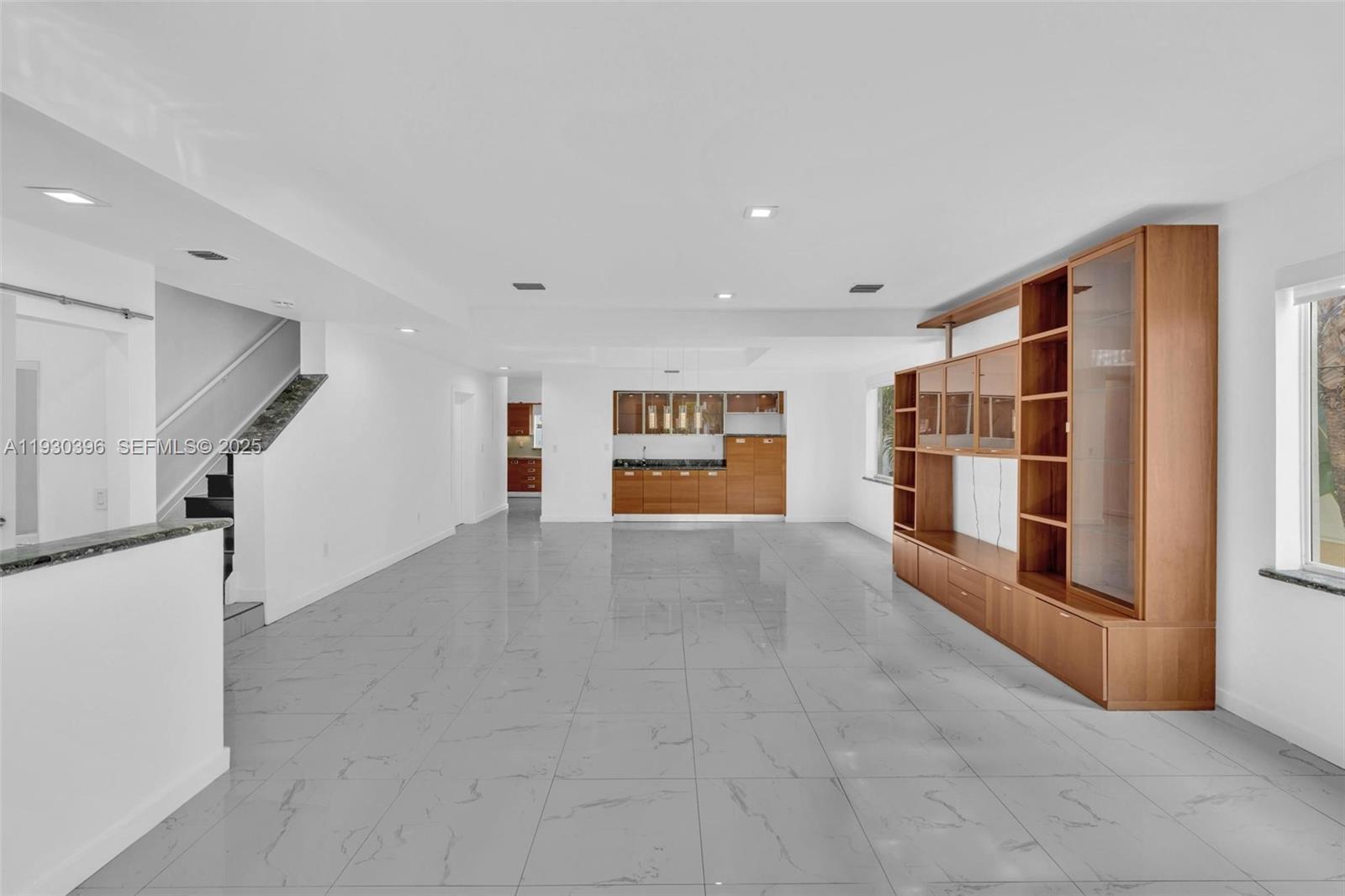 BAY HARBOR ISLAND - Residential Lease