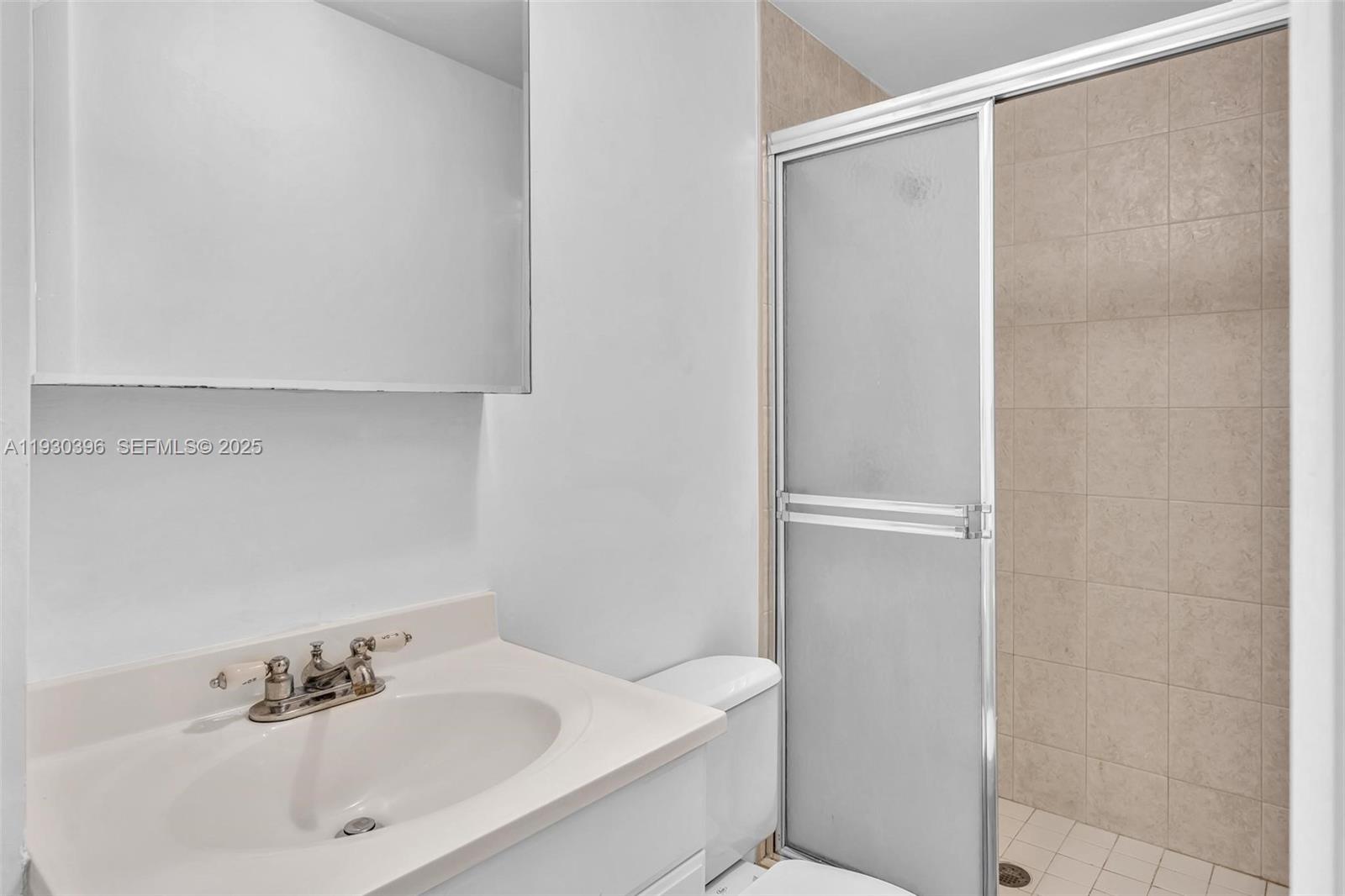 BAY HARBOR ISLAND - Residential Lease