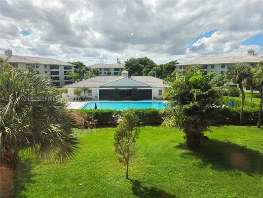 3716 WHITEHALL DR APT 304, WEST PALM BEACH, FL 33401 - Image 384d526411452e0fa2c9ecb5b973d563/684877491