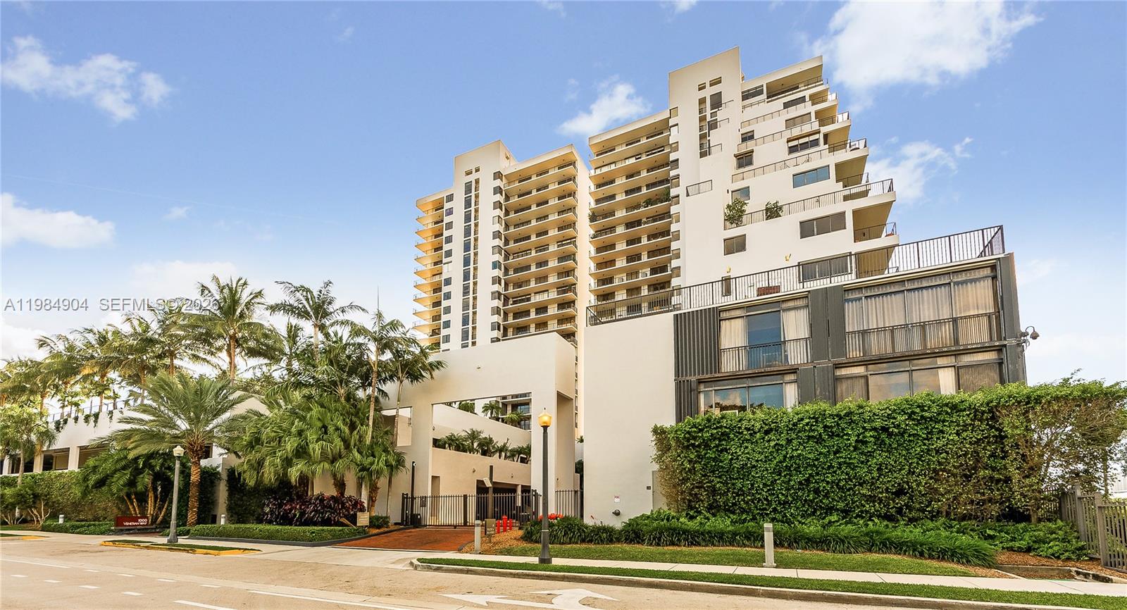 ONE THOUSAND VENETIAN WAY - Residential Lease