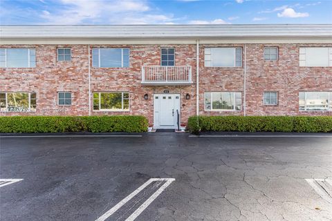 412 S Cypress Rd 222 Pompano Beach FL 33060