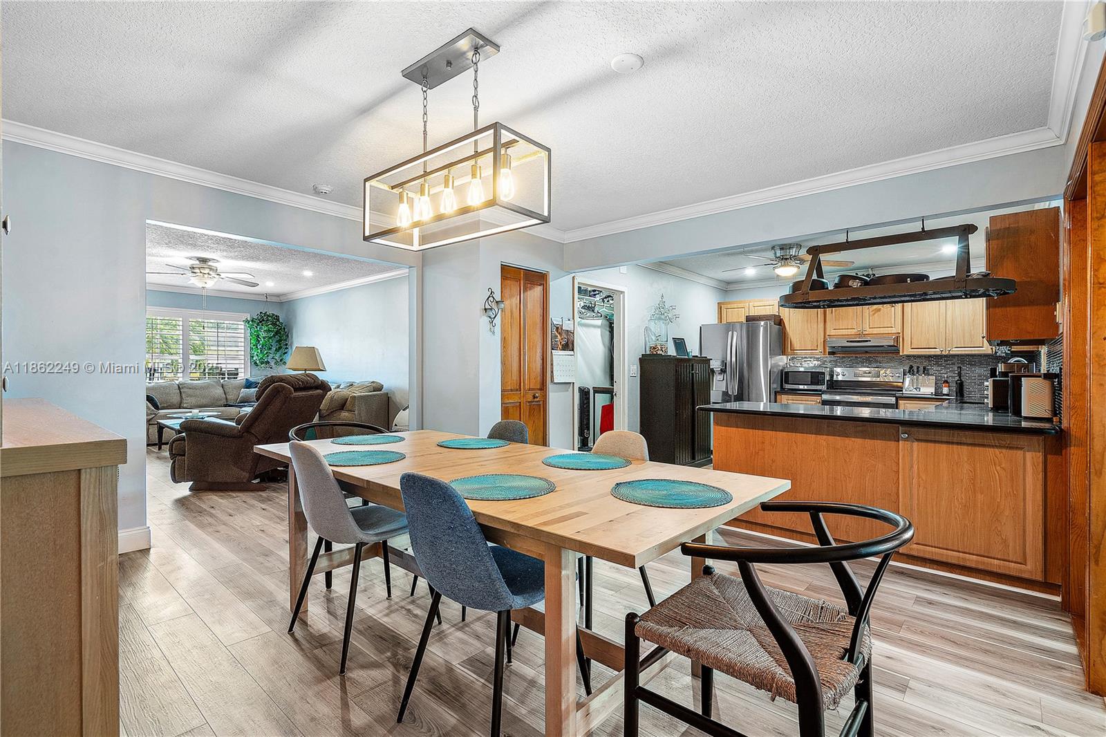 PALM-AIRE VILLAGE 2ND SEC - Residential