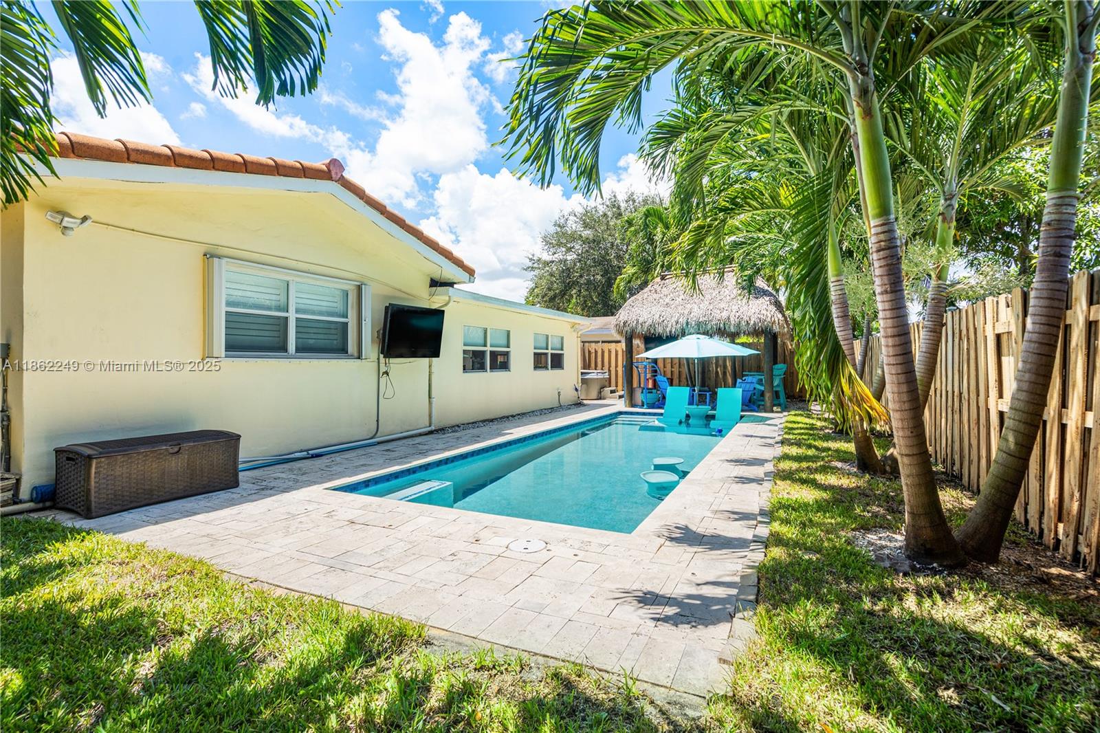 PALM-AIRE VILLAGE 2ND SEC - Residential