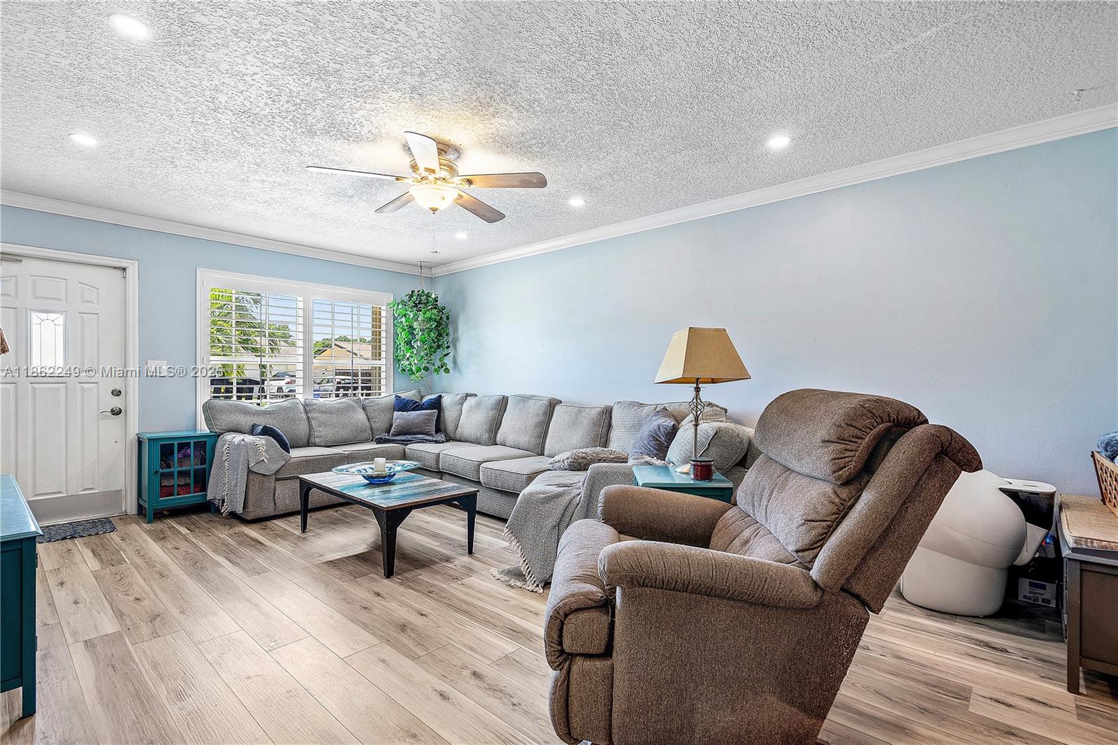 PALM-AIRE VILLAGE 2ND SEC - Residential