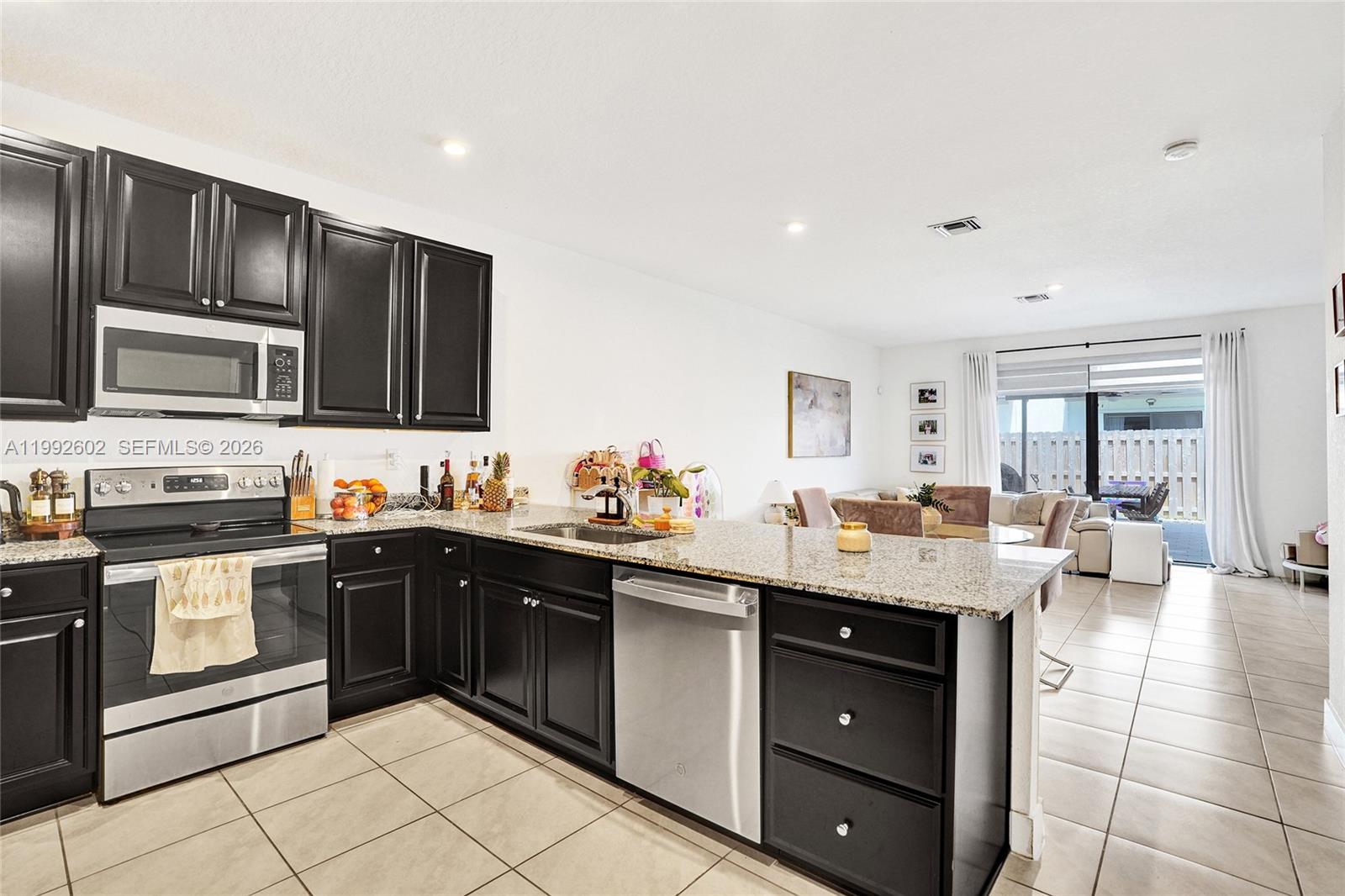 MC RESIDENTIAL - Residential