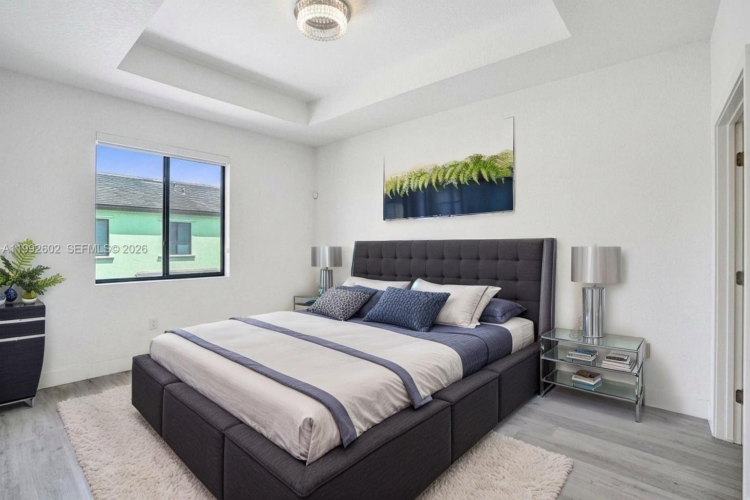 MC RESIDENTIAL - Residential