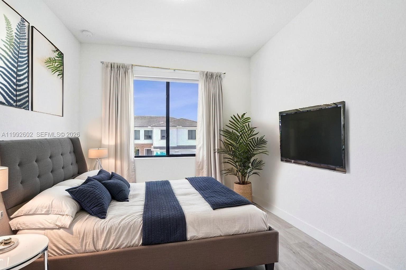 MC RESIDENTIAL - Residential