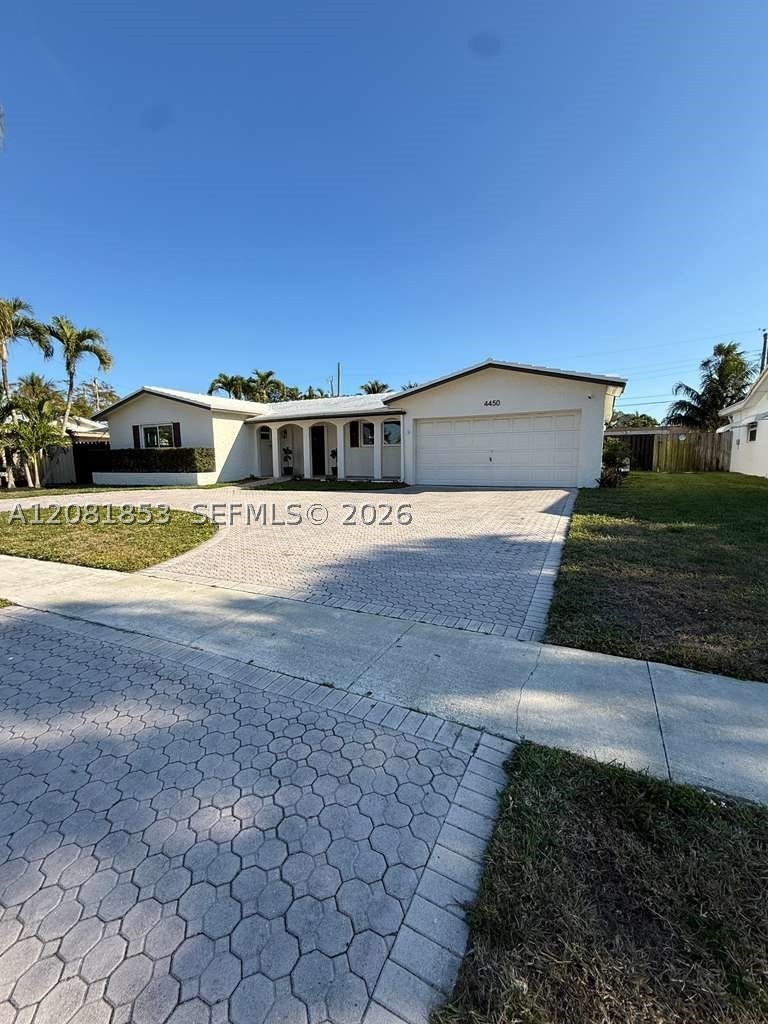 4450 NW 9th St