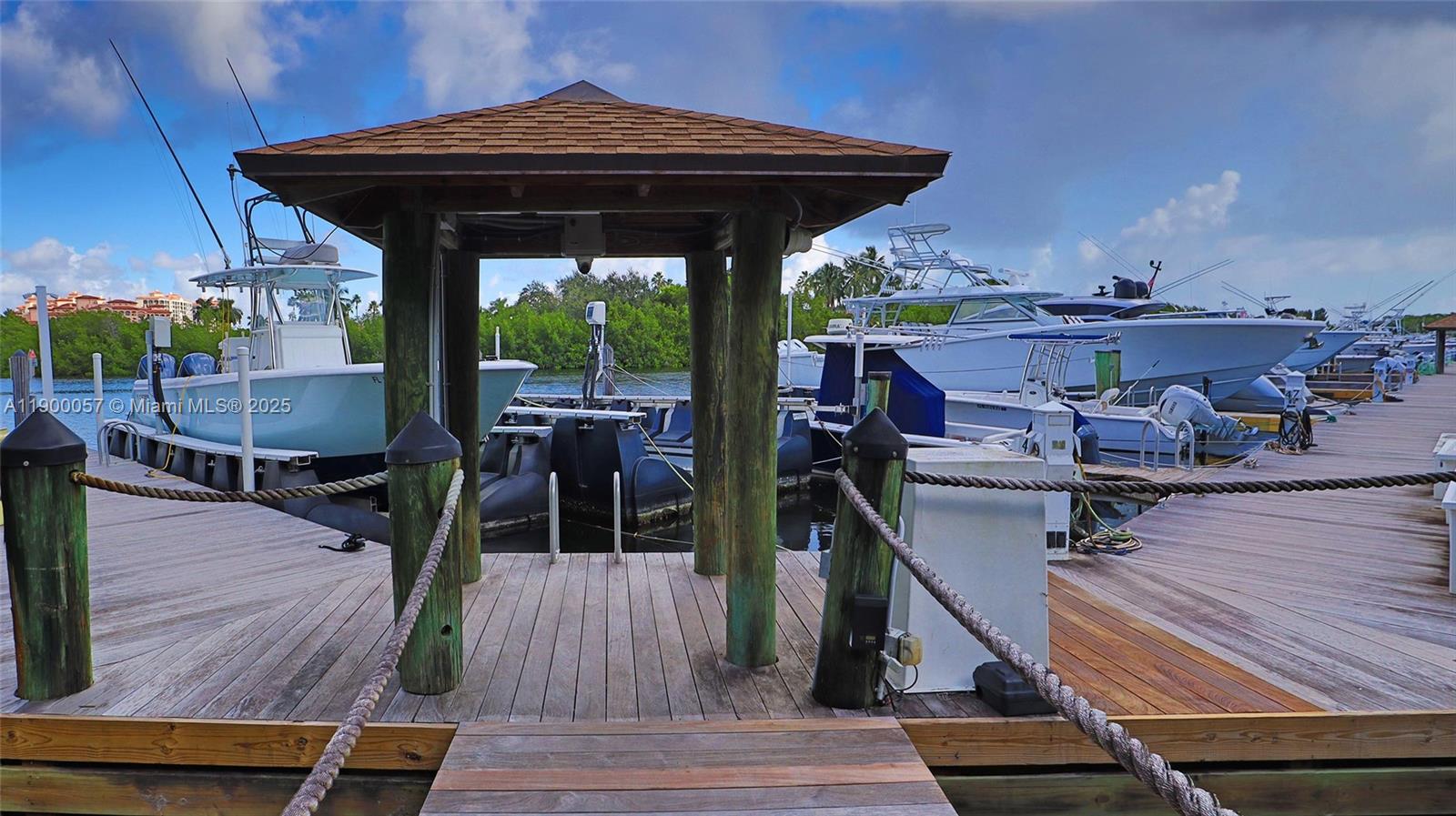 PORTO VECCHIO AT PARADISE - Residential