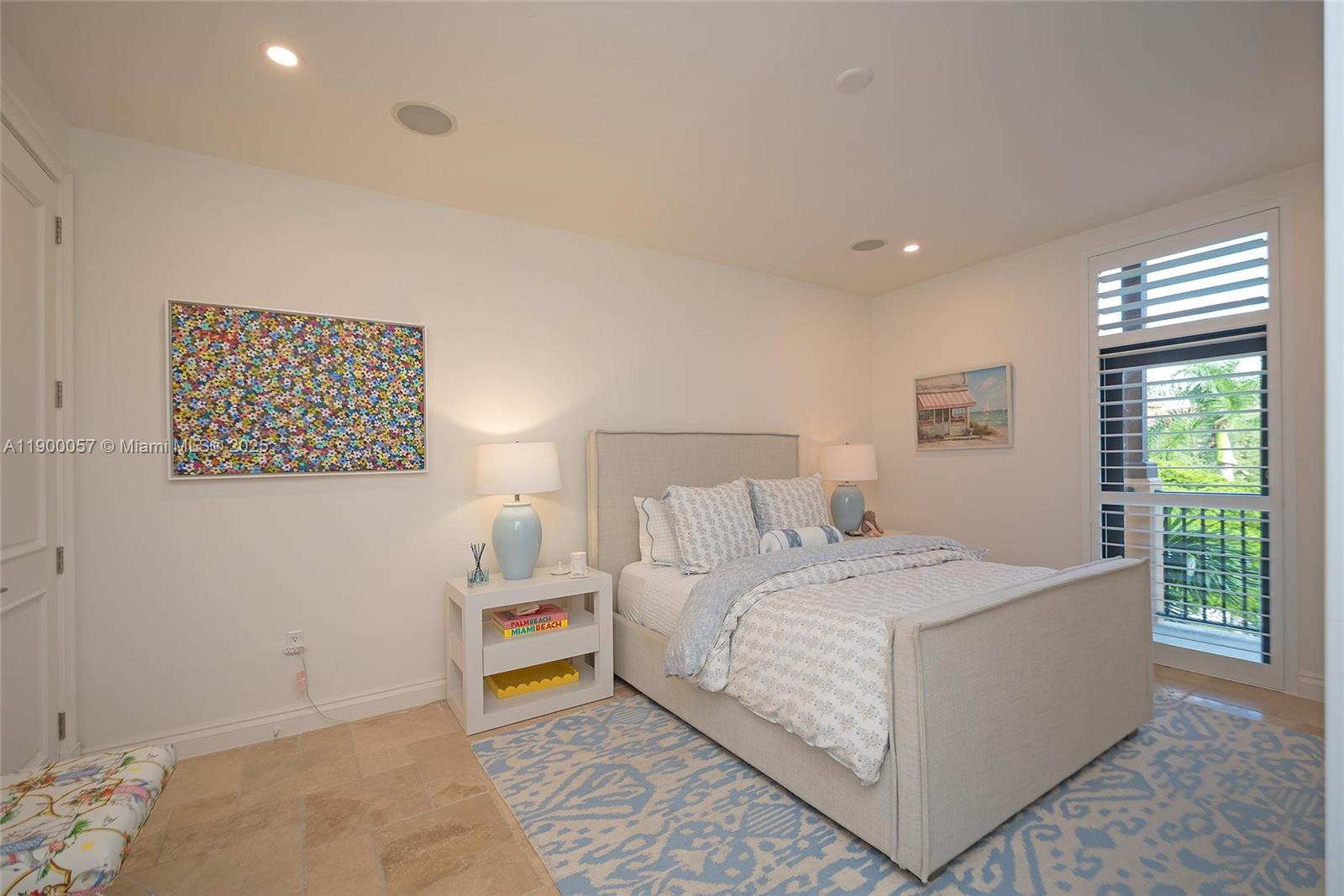 PORTO VECCHIO AT PARADISE - Residential