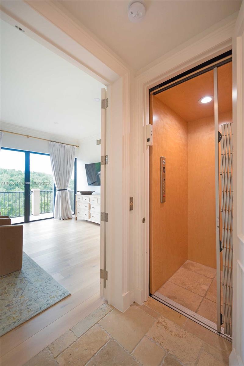 PORTO VECCHIO AT PARADISE - Residential