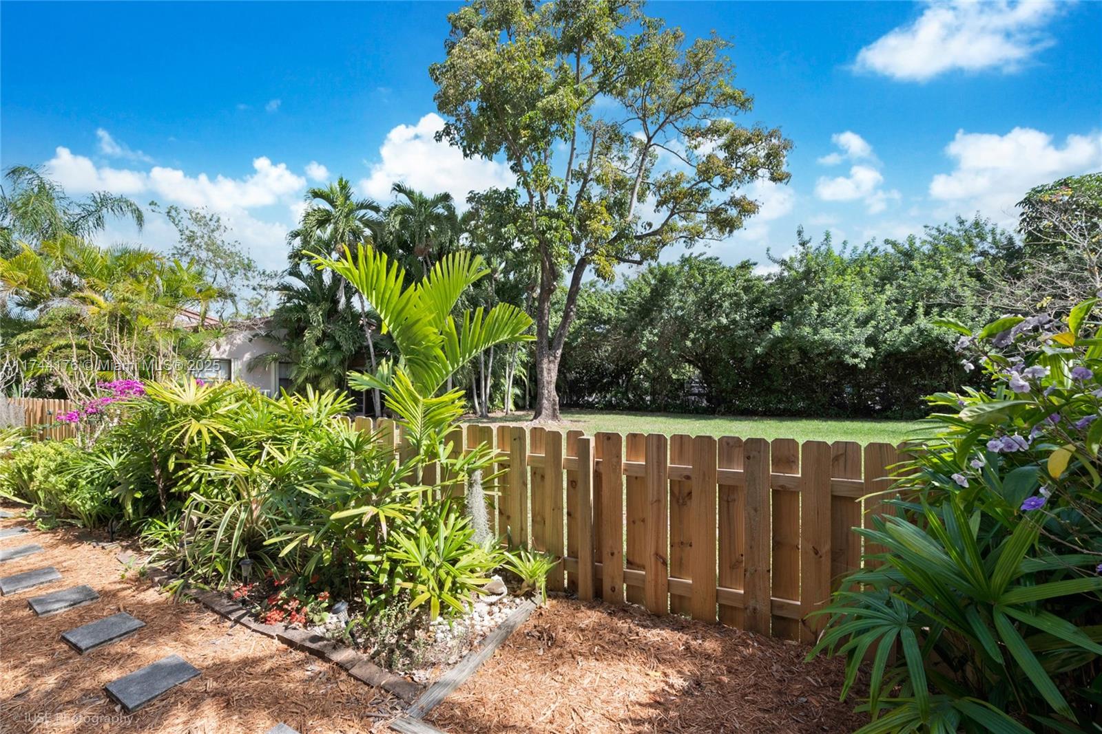 PEPPERWOOD - Residential