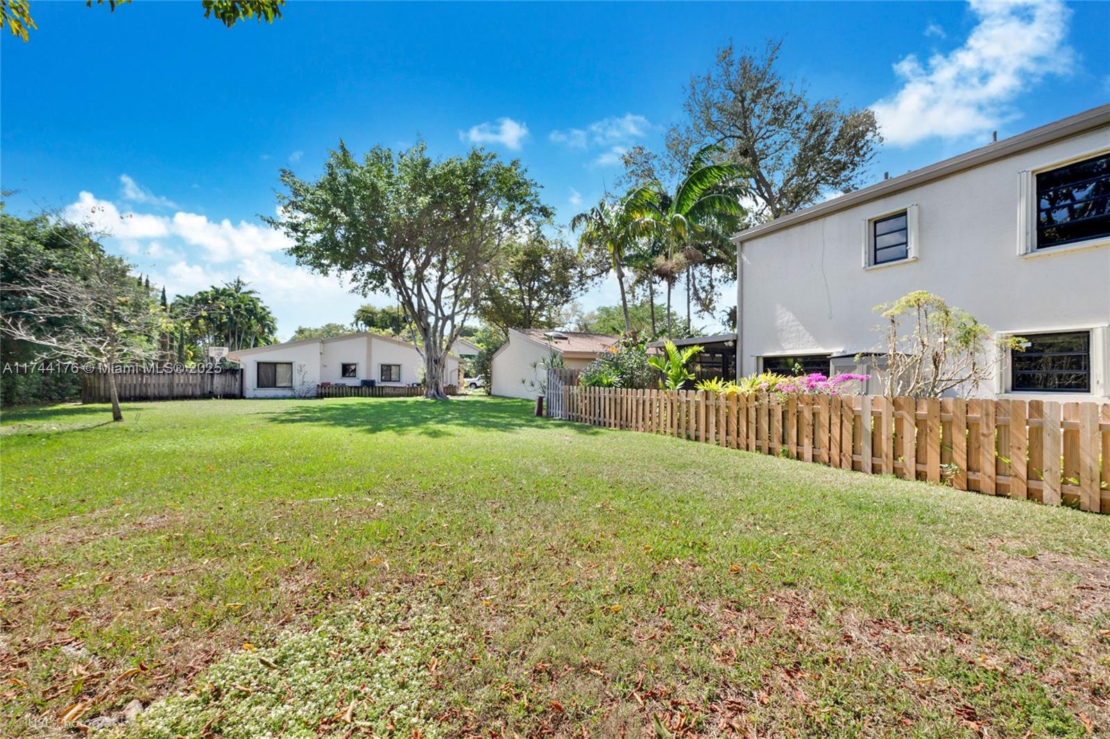 PEPPERWOOD - Residential