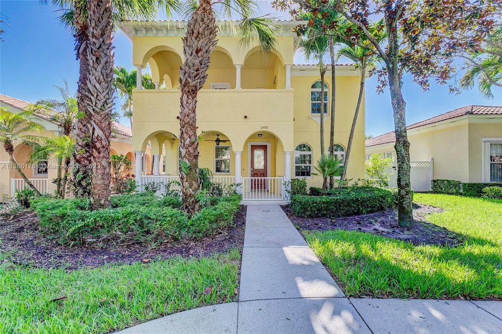 Photo of 3415 Greenway Dr, Jupiter, FL 33458 (MLS # A11366176)