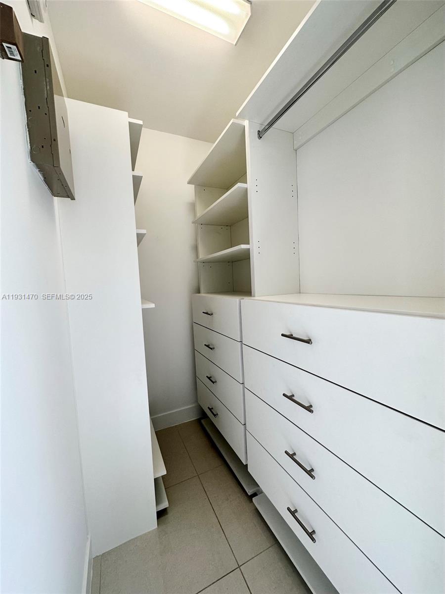 LANDMARK AT DORAL - Residential Lease