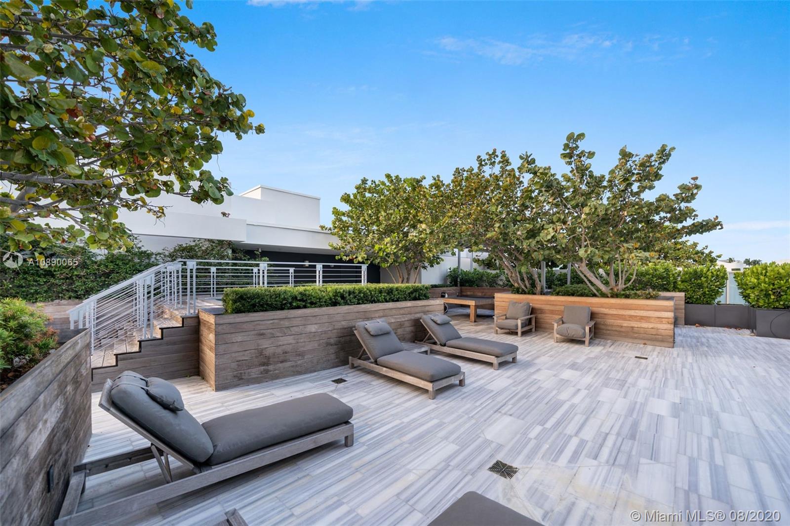 MAREA CONDO - Residential