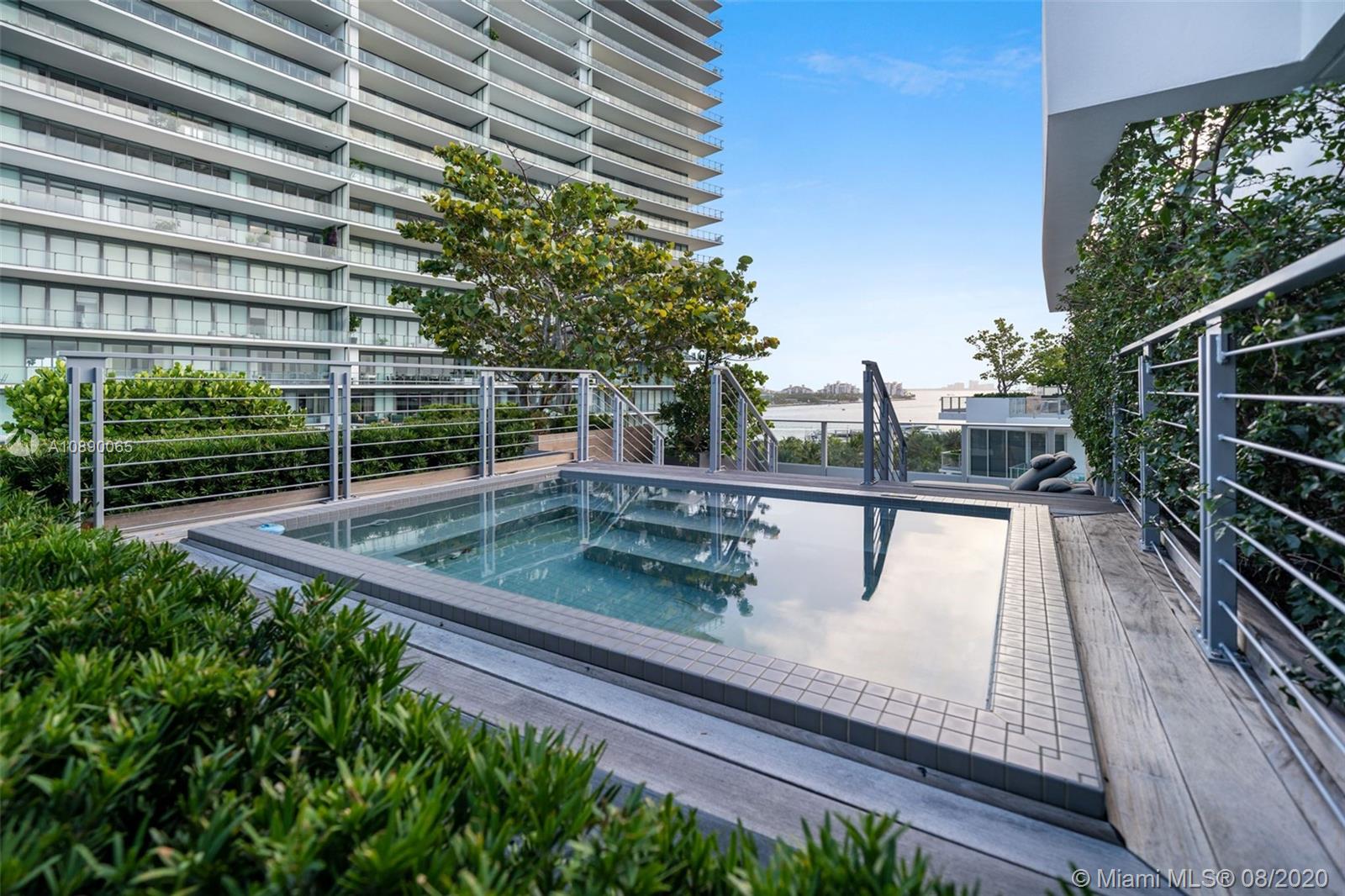 MAREA CONDO - Residential