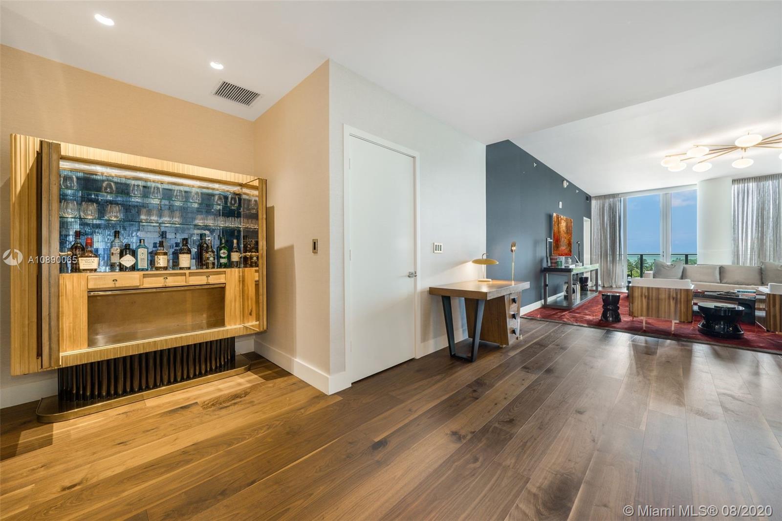 MAREA CONDO - Residential