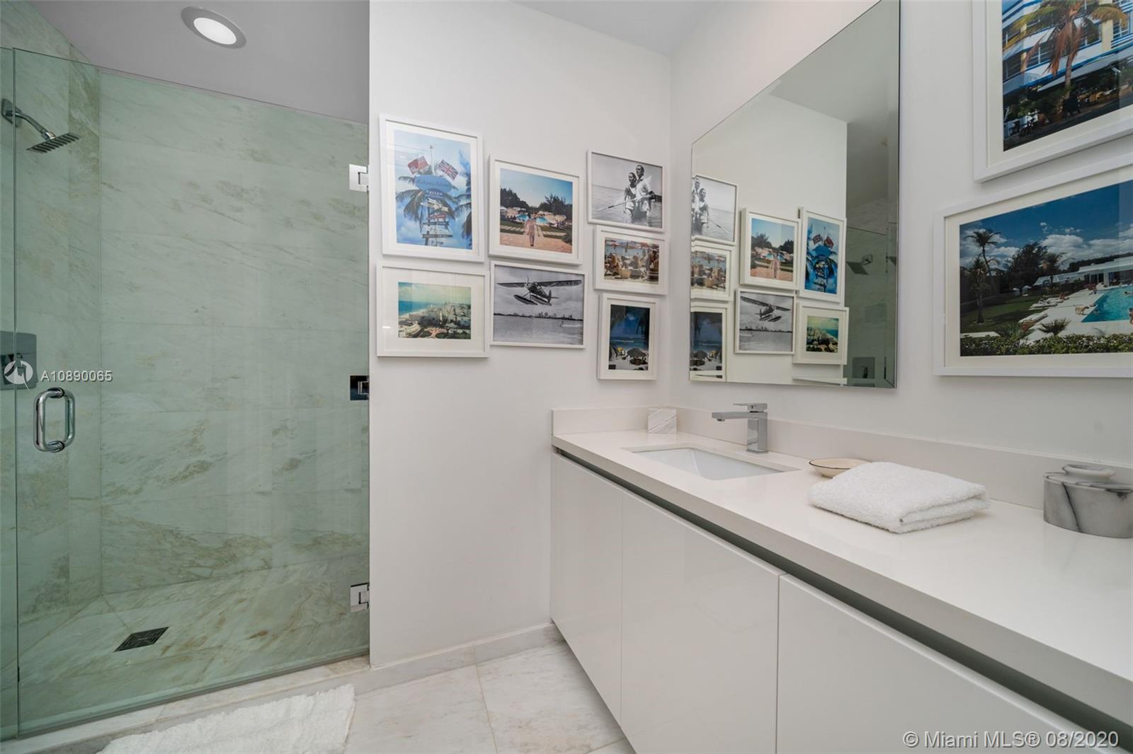 MAREA CONDO - Residential